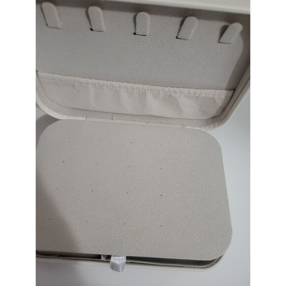 White Jewelry Box - Picture 3 of 4